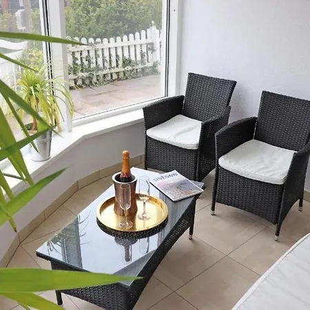 Backboard Mit Eingez Garten Direkt Am Hundestrand Lejlighed