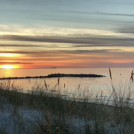 Backboard Mit Eingez Garten Direkt Am Hundestrand Lejlighed *